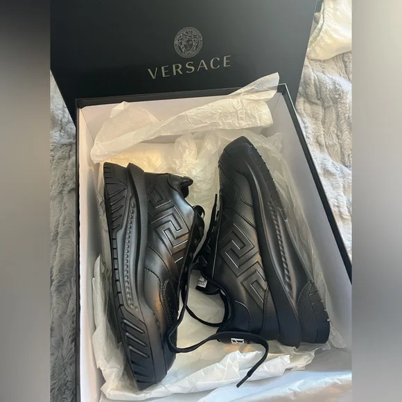 Versace Greca Odissea Sneakers size 40 NWT - Picture 10 of 12